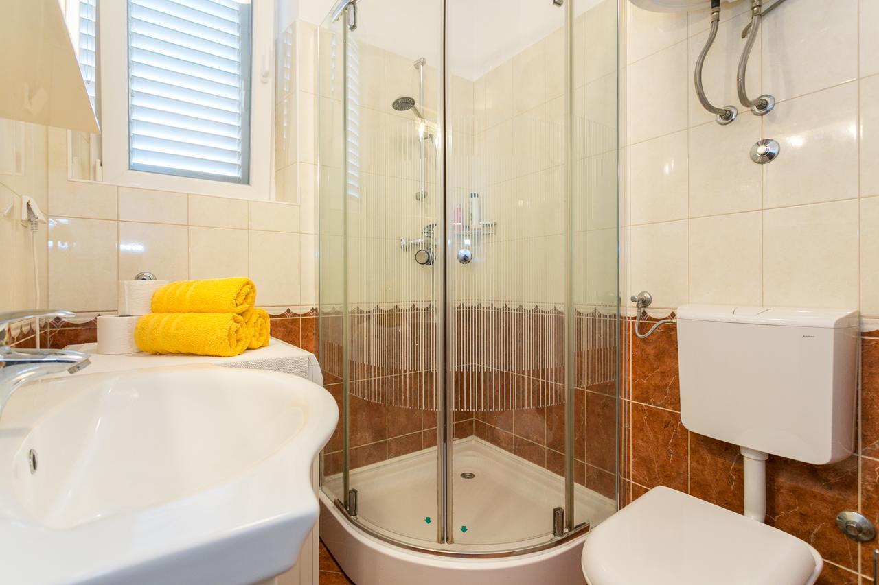Guesthouse Tonko Дубровник Екстериор снимка
